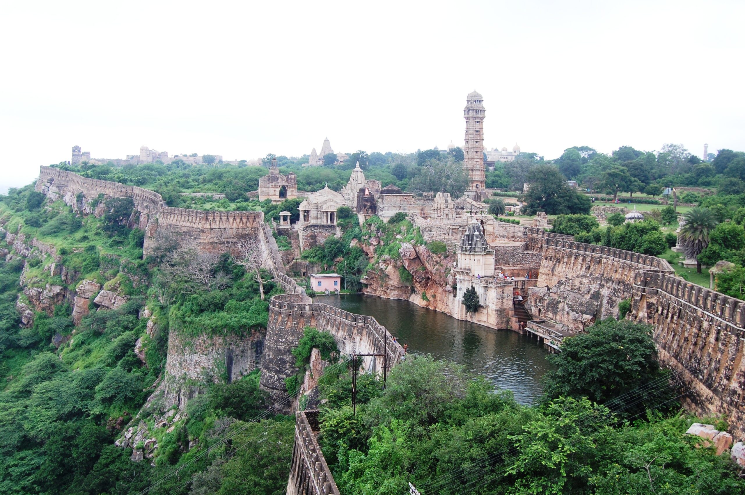 Chittorgarh Temperature Rise: Daytime Mercury Crosses 30°C, Jumps 3 Degrees in 24 Hours